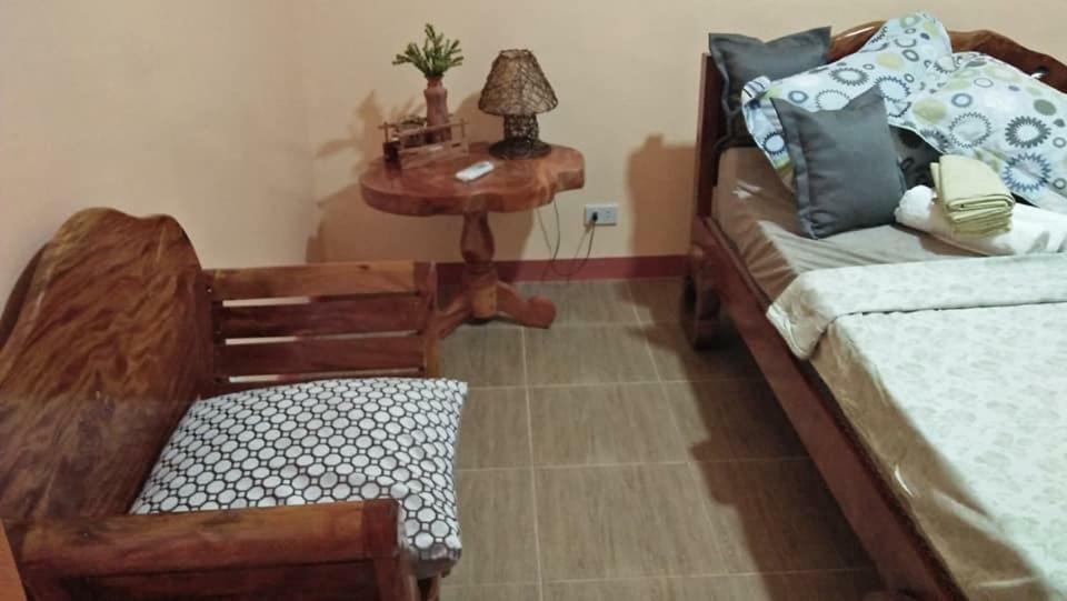 Anvel Homestay Баско Екстериор снимка