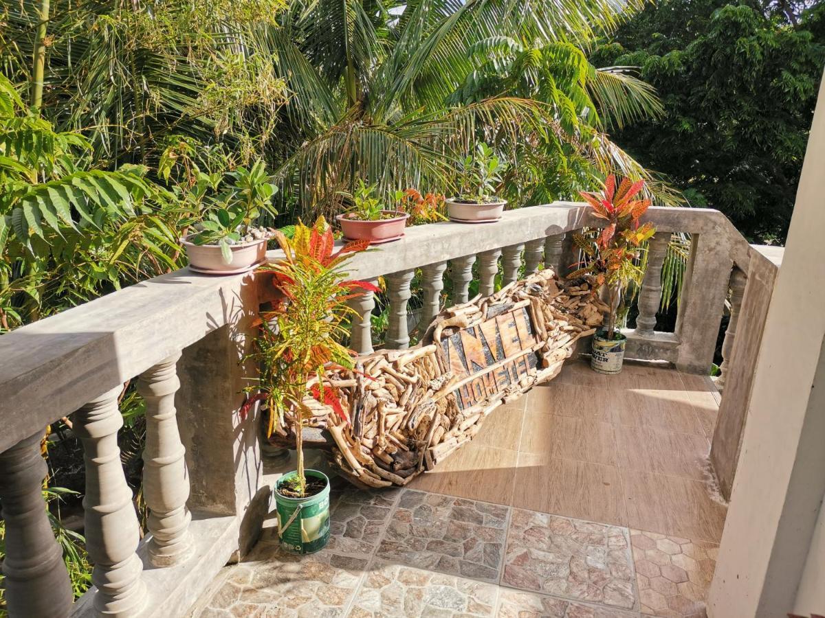 Anvel Homestay Баско Екстериор снимка